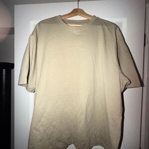 H&M Men's Beige Short Sleeve Tee